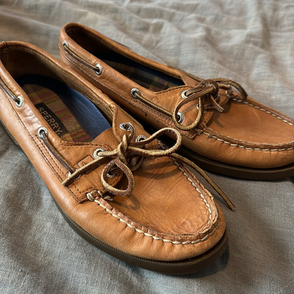 Sperry Topsiders